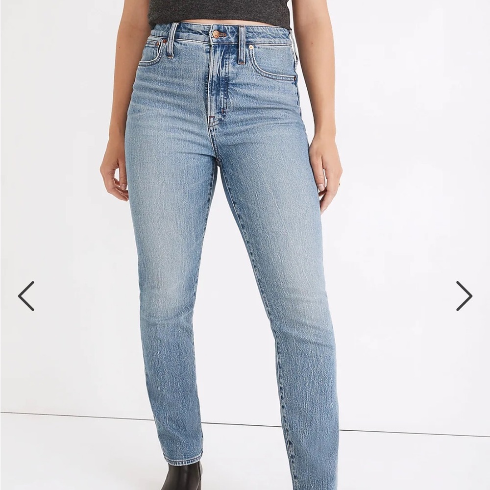 The Curvy Perfect Vintage Jean in Banner Wash